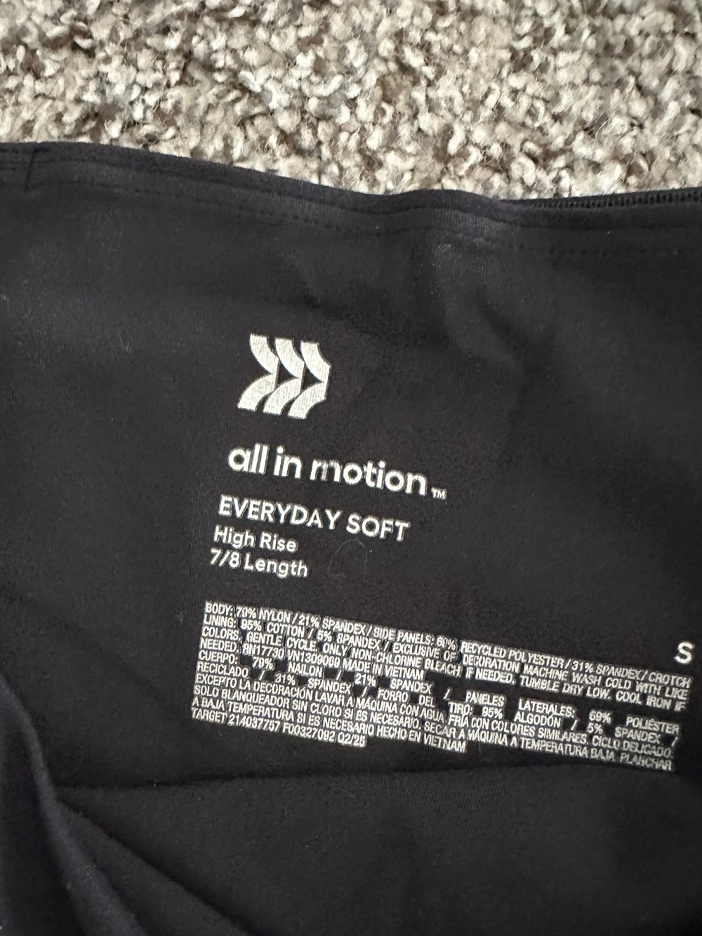 All in Motion Everyday Soft High Rise Leggings 7/8 Length - Picture 4 of 4